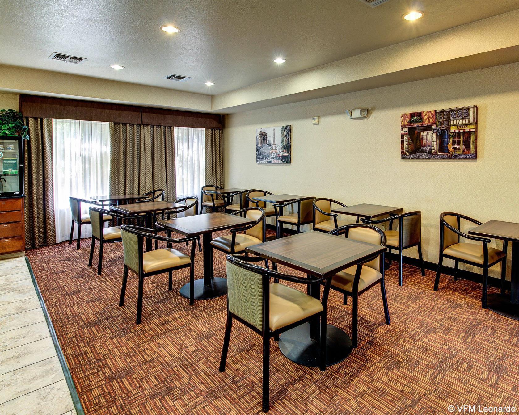 Hotel Quality & -