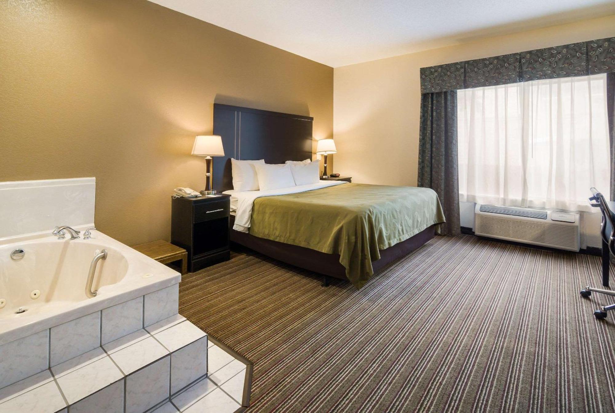 Quality & - Hotel 2*